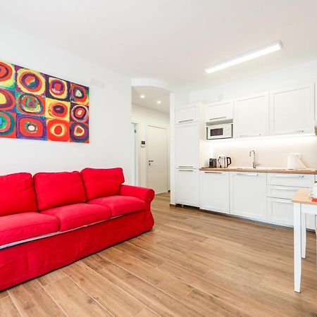 Central Station Apt With Parking Барі Екстер'єр фото